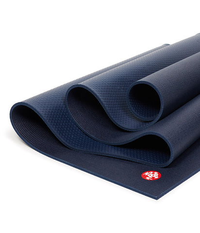 Manduka PRO Long Yoga Mat 6mm (Midnight- Length 215cm)