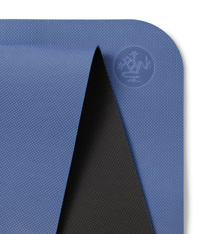 Manduka Begin Yoga Mat 5mm (Moon Black – Length 172cm)